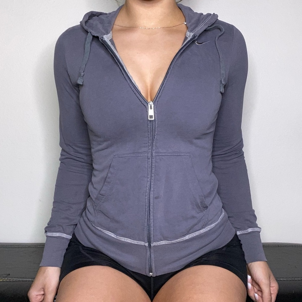 NIKE Hoodie - Picture 2 of 3